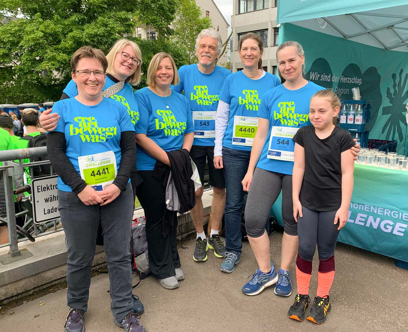 Gruppenfoto des Creart-Teams beim Challenge-Lauf 2023