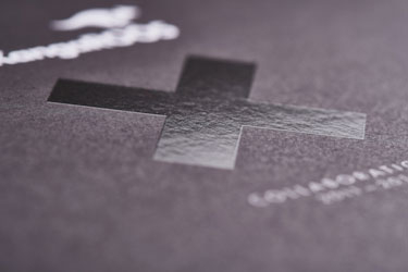 UV-Lack (partiell) auf Naturpapier
